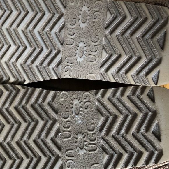 UGG knit boot (barely worn) - Picture 6 of 6